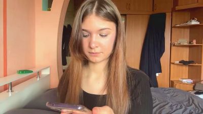 FloraFurlough live cam on Cam4