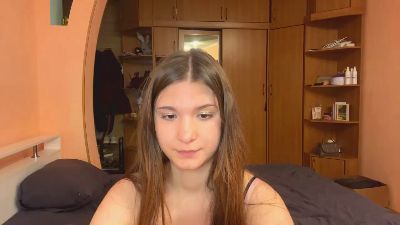 FloraFurlough live cam on Cam4