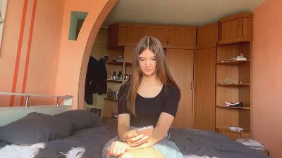 FloraFurlough live cam on Cam4