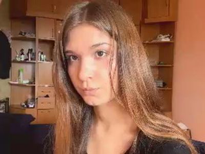 FloraFurlough live cam on Cam4