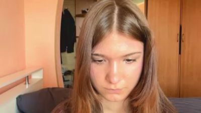 FloraFurlough live cam on Cam4