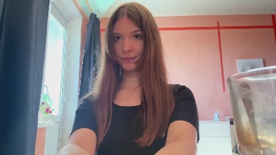 FloraFurlough live cam on Cam4