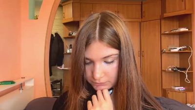 FloraFurlough live cam on Cam4