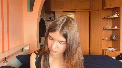FloraFurlough live cam on Cam4