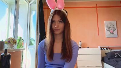 FloraFurlough live cam on Cam4