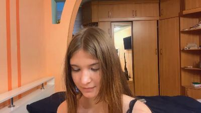 FloraFurlough live cam on Cam4