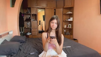 FloraFurlough live cam on Cam4