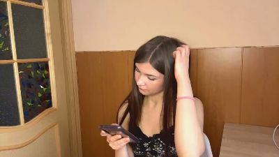 FloraFurlough live cam on Cam4