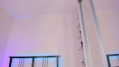 Flora_Amber live cam on Cam4