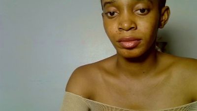 FloralQueen live cam on Cam4