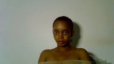 FloralQueen live cam on Cam4