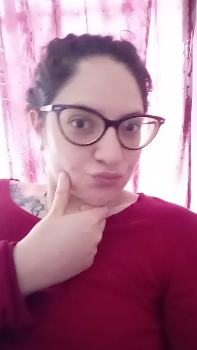 Florcita424 live cam on Cam4