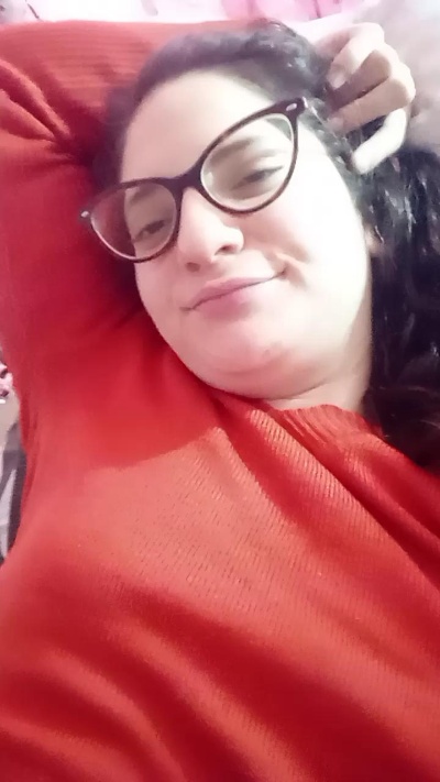 Florcita424 live cam on Cam4