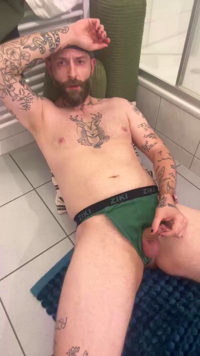 Florian21812 live cam on Cam4