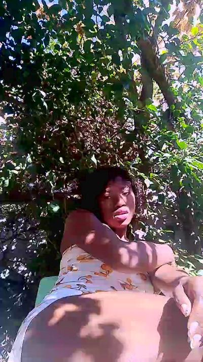 FloridaFrenchy live cam on Cam4