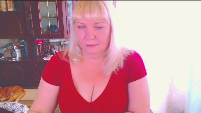 FlowerAlisaa live cam on Cam4