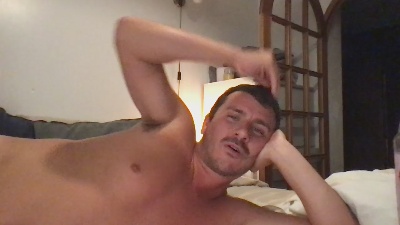 Fluffy_B live cam on Cam4