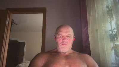 FlyMonster live cam on Cam4
