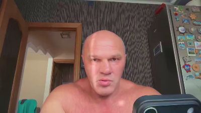 FlyMonster live cam on Cam4