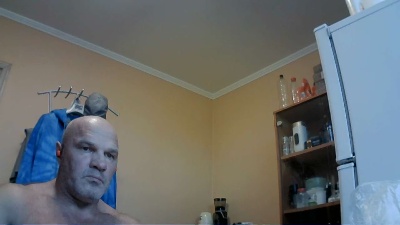FlyMonster live cam on Cam4