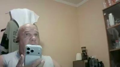 FlyMonster live cam on Cam4