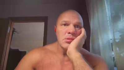 FlyMonster live cam on Cam4