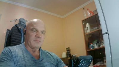 FlyMonster live cam on Cam4