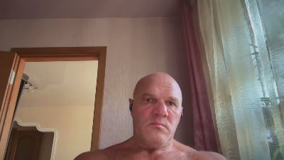 FlyMonster live cam on Cam4