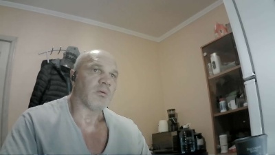 FlyMonster live cam on Cam4
