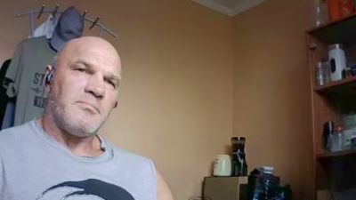 FlyMonster live cam on Cam4