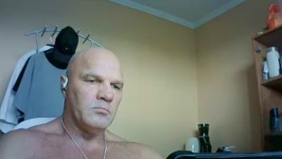 FlyMonster live cam on Cam4