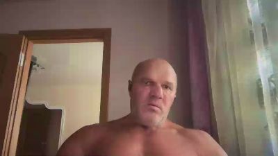 FlyMonster live cam on Cam4