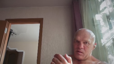 FlyMonster live cam on Cam4