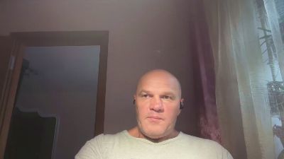 FlyMonster live cam on Cam4