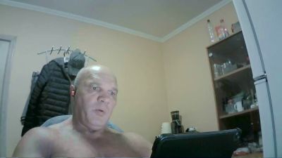 FlyMonster live cam on Cam4