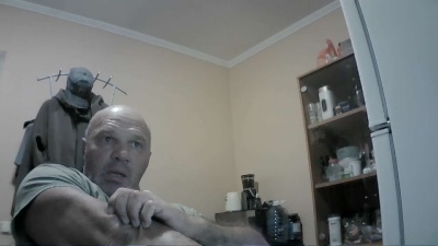 FlyMonster live cam on Cam4
