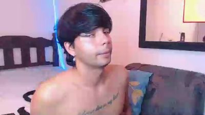 Football_Master live cam on Cam4