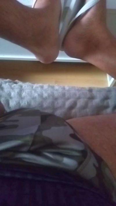 Footjobest60 live cam on Cam4