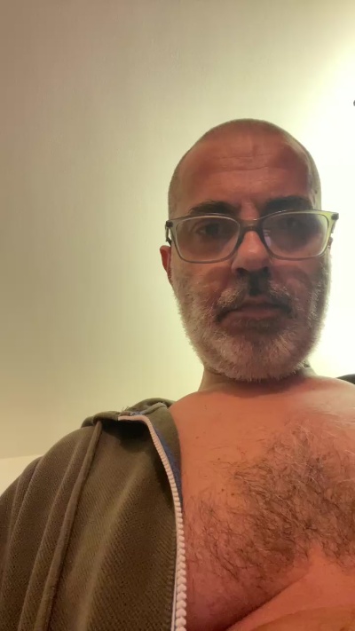 Foryourcum live cam on Cam4