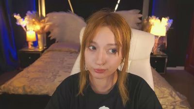 FoxyMayy live cam on Cam4