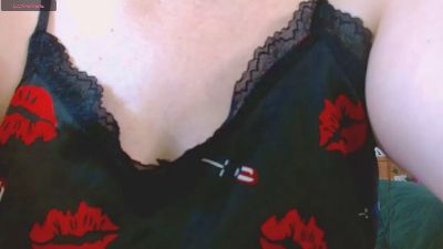 FoxySpanks live cam on Cam4