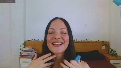 FoxySpanks live cam on Cam4