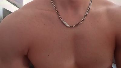 Frabroker live cam on Cam4