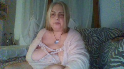 Franca live cam on Cam4