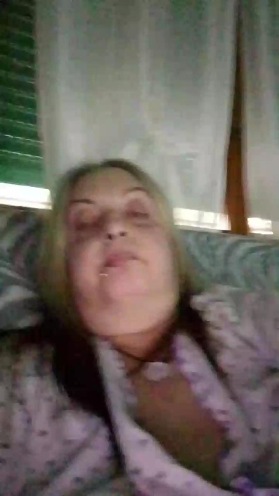 Franca live cam on Cam4