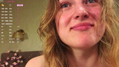 FrancesAlamo live cam on Cam4