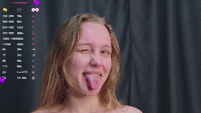 FrancesAlamo live cam on Cam4