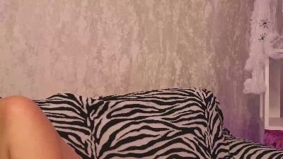 FrancesAlamo live cam on Cam4