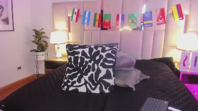 FranchescaVk live cam on Cam4