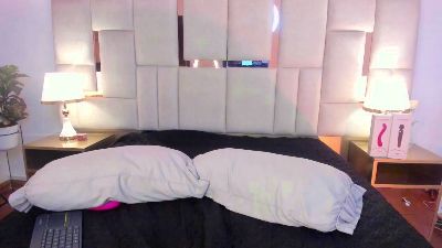 FranchescaVk live cam on Cam4